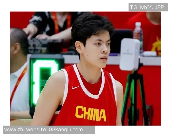 四川女篮遭遇重创负于广东杨舒予成功限制李梦成表现陷入绝境